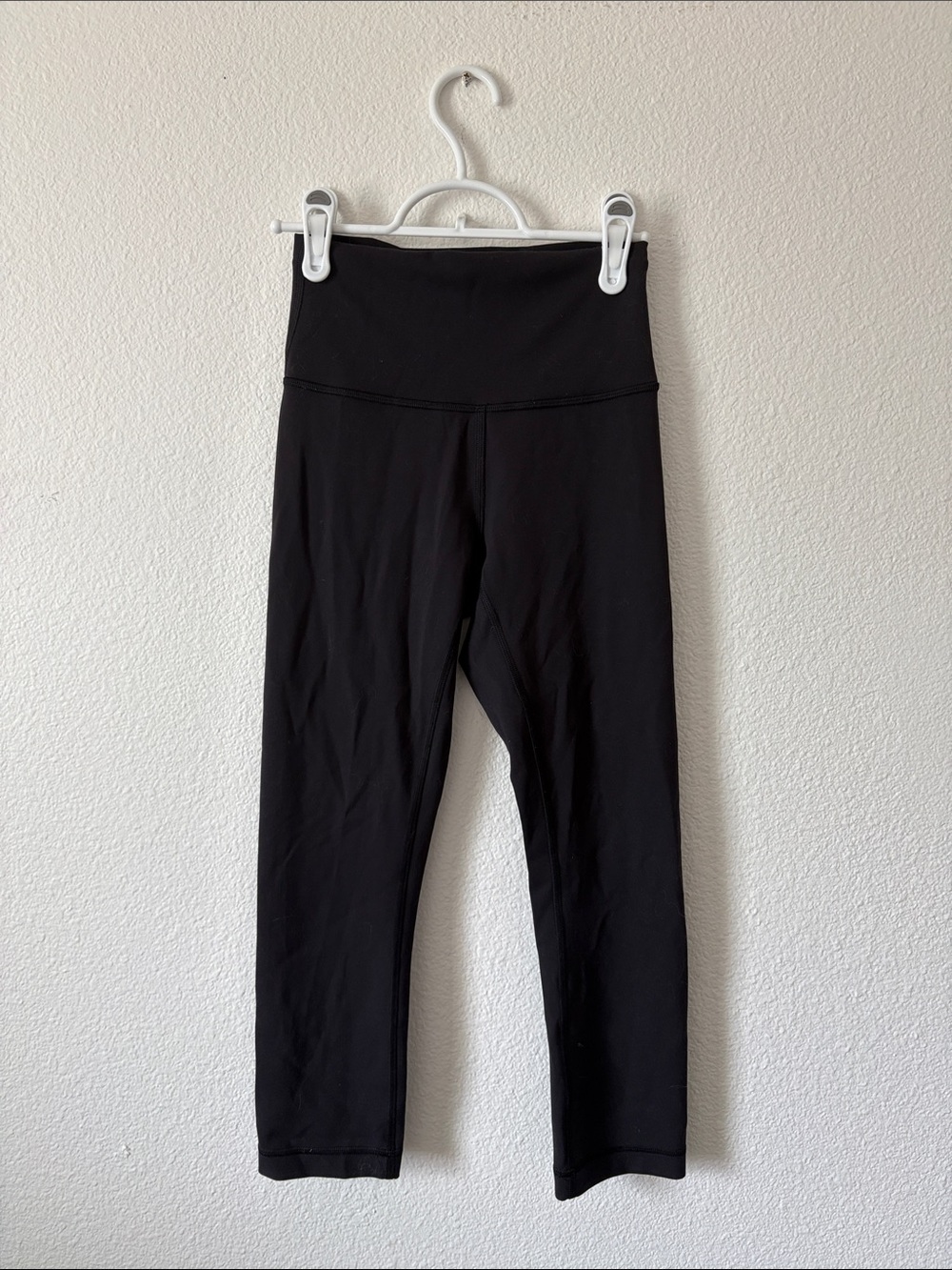 lululemon athletica Black Align Crop 23”